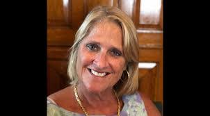 Nancy Cross's Instagram, Twitter & Facebook