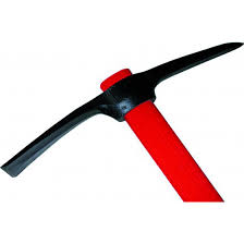 Pioche Genie Sapeur Pompier 1550g Oeil Ovale Avec Manche Forges De Magne 202124 Par Bati Avenue