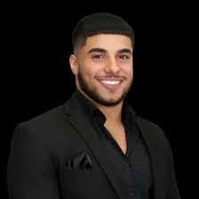 Mike Hakim's Instagram, Twitter & Facebook