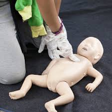 Each class is about four hours and takes place at fire station 4, 17000 prospect rd. How To Give Emergency Choking And Cpr First Aid To An Infant Babycenter