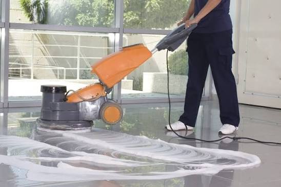 Hóa - HƯỚNG DẪN VỆ SINH SÀN EPOXY ĐÚNG CÁCH Sàn epoxy mang lại vẻ thẫm mỹ cao cho những công trình nhà ở, nhà xưởng công nghiệp, garage ô tô, bệnh