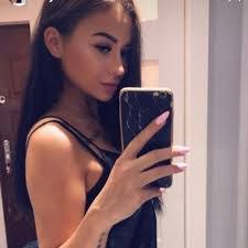 Alyssa Posey's Instagram, Twitter & Facebook