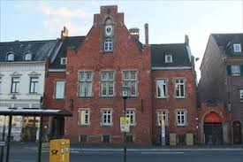 Das fächerangebot im studienkreis ist vielfältig. Ehem Amtsgericht Lechenich Erftstadt Lechenich Germany Courthouses On Waymarking Com