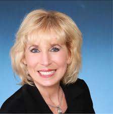 Finerty's FINNERTY'S Country CountrySquire Squire O© RESTAURANT RESTAURANT