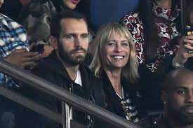As the house of cards actress, 54, was photographed enjoying a bike ride alongside her husband clement giraudet, 35, and their. Who Is Robin Wright S Husband Clement Giraudet
