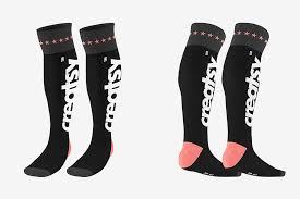 Experience this new and modern free set of socks mockup and create the best realistic label design or brand logo. 40 Awesome Sock Mockups For Effective Brand Promotion Colorlib