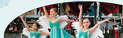Light Up Ocala The City S Traditional Kickoff To The Holiday Season Is Held The Saturday Before Thanksgiving Each Year The Eve Holiday Parades Festival City