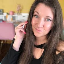 Kimberly Wesner's Instagram, Twitter & Facebook