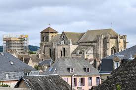 Société depuis 2003société à responsabilité limitée (sans autre indication)6 à 9 salariés. Au Moyen Age Vicomtes Et Chanoines Se Disputaient L Autorite De Saint Yrieix La Perche Saint Yrieix La Perche 87500
