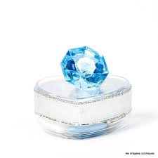 Commandez vos dragées, vos contenants à dragées et votre décoration pour mariage, baptême. Contenant Dragees Diamant Pierre Precieuse Pas Cher Pour Mariage A Cassis Magasin De Dragees A Marseille Les Dragees Colchiques
