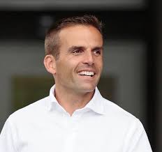 Max's Football Dream: If You Can Dream It, You Can Do It! (Max's Dream: If  You Can Dream It, You Can Do It!): Ludka, Richard, Reber, Kaitlyn:  9781732839106: Amazon.com: Books