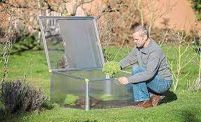 Songmics foliengewächshaus, begehbares gartenhäuschen mit 14 regalebenen, treibhaus mit tür zum aufrollen, frühbeet, tomatenhaus, gemüse, outdoor, garten, 143 x 215 x 195 cm, grün gwp13gn Fruhbeet Selbst De