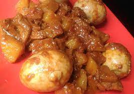 Tumis semua bumbu halus sampai aromanya harum lalu masukkan telur puyuh, air dan kecap. Resep Semur Daging Kentang Dan Telur Resep Bumbu Semur Daging Kentang Dan Telur Yang Enak Dan Mudah Resep2045
