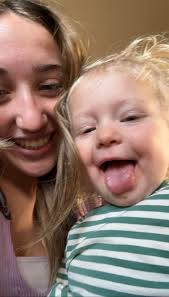 19-year-old babysitter seeking part-time job in San Marcos