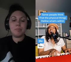 Nani Louisa Kirk (@nahniibaybee.x)