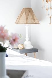 Take a clear glass lamp base to the next level with this brushstroke back painting technique. A Diy Brass Lamp Makeover With A Burlap Lampshade Sustain My Craft Habit