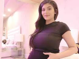 She used her passion for makeup to build a business that is worth a whopping $900 mi. Flvoagkvpmjjom