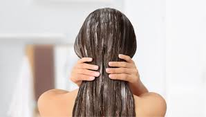 Quando avrete ottenuto un composto omogeneo, . Come Riciclare Uova Di Pasqua Per Ricette Beauty Corpo Viso E Capelli