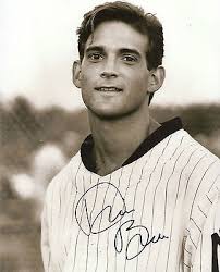 DWIER BROWN 'FIELD OF DREAMS' JOHN KINSELLA SIGNED 8X10 PICTURE *COA 5