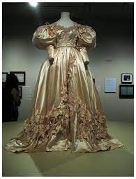 Thebrightersideof40 Dresses Hollywood Gowns Beautiful Dresses