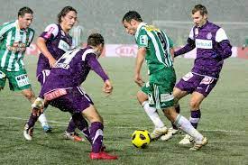 With 27 victories in the austrian cup and six in the austrian supercup, austria wien is also the most successful club in each of those tournaments. Datei Fk Austria Wien Sk Rapid Wien 20101128 05 Jpg Wikipedia