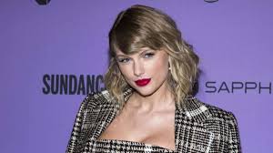 I'm so in my feelings (more so than usual!) over what you all did here for. Taylor Swift Wehrt Sich Gegen Sexismus In Netflix Serie Leute
