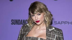 Taylor swift profile taylor swift smile taylor alison swift selena and taylor red taylor my 58+ taylor swift iconic outfits styles: Taylor Swift Wehrt Sich Gegen Sexismus In Netflix Serie Leute