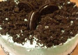 Für adrian der eine schultüt mit einem drachen hat,darf auf der torte dieser auch nicht fehlen.gefüllt ist sie mit einem schokobiskuit. Frozen Grasshopper Torte Recipe By Chris Zurhorst Cookpad