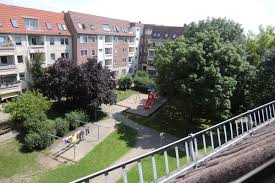 Bewohnerplus von vodafone, bad mit badewanne, balkon/ loggia, gäste wc,. Unterkunft Apartmentcity Sommerda Wohnung In Sommerda Gloveler