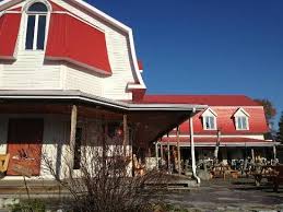 Auberge De Jeunesse A Tadoussac Tadoussac Auberge De Jeunesse Maison