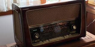 Filistin'de yahudilere arsalarını satanlar ile bizde kanadalı'lara ormanlarını satanlar arasında fark yok #kazdağısahtekarları. Schaub Lorenz Goldsuper 58 Luxuryradios Restauro Radio E Hi Fi D Epoca