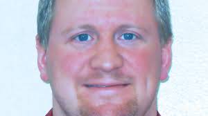 Contract with new administrator awaits City Council approval