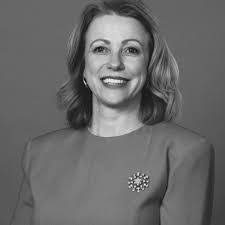 Edina Kovacevic's Instagram, Twitter & Facebook