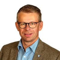 300+ "Backlund" profiles