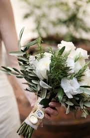 Society Bride An Online Bridal Guide White Wedding Bouquets Spring Wedding Bouquets Wedding Bouquets