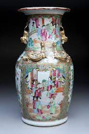 Maybe you would like to learn more about one of these? A Large Cantonese Rose Medallion Vase China 19th Catawiki