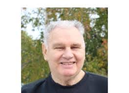 Lester Weiss's Instagram, Twitter & Facebook