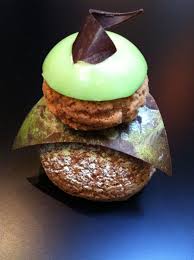 Religieuse A La Menthe French Delicacies French Dessert Fancy Desserts