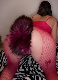 My cute pink/black tail plug : r/tailplug