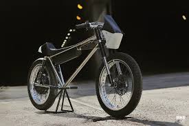 the ultra minimal zooz concept 1 is an e motorcycle that looks like nothing we ve seen before