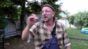 Ihr warenkorb enthält nun 1 artikel im wert von eur 22,99. Christopher Seiler Schlagerei Herr Horvath Hat Die Losung Facebook