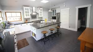 Choose kitchen island bar stools or kitchen island chairs that fit the space and are comfortable enough to sit in while you eat or work. Kitchen Island Seating With Stools Or Chairs Angi