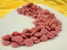 endlich haben wir sie fur euch online callebaut ruby kuverture mit der ruby schokolade lanciert callebaut die allere kuverture schokolade schokoladen rezepte
