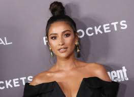 The american actress and model, megan fox top the list of most beautiful women of 2021. Top 10 Most Beautiful Asian Women In The World 2021 Webbspy