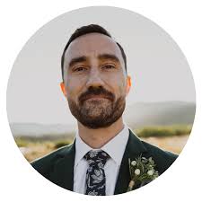 ISSUE 4 (SPRING/SUMMER 2022)