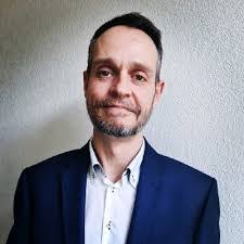 Lloyd Booker's Instagram, Twitter & Facebook