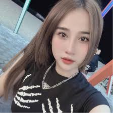 Join us as we welcome Jacksonville Jaguars Quarterback TREVOR LAWRENCE &  Wide Receiver BRIAN THOMAS JR. to our Jacksonville store. Both athletes  will be signing