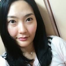 Kate Han's Instagram, Twitter & Facebook