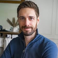 Iris Carroll Boyle (@IrisCarrollBoy2)