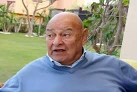 بالفيديو.. أسرة أحمد رمزي تتبرع بمسدسه لصندوق تحيا مصر